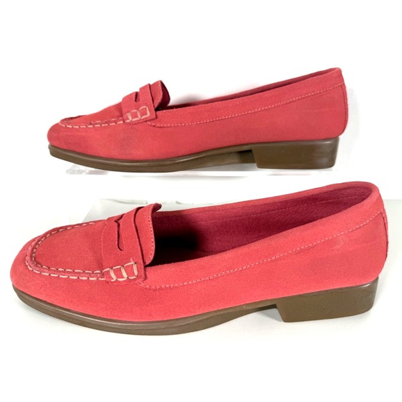 AEROSOLES Shoes - Aerosoles Seam Party Watermelon Suede Loafers Womens Size 11B w/Box